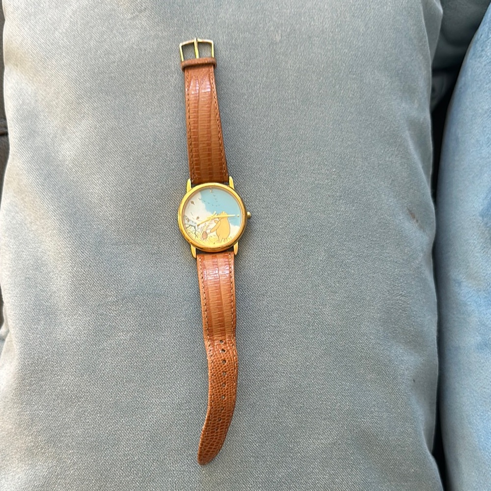 Disney Pooh watch